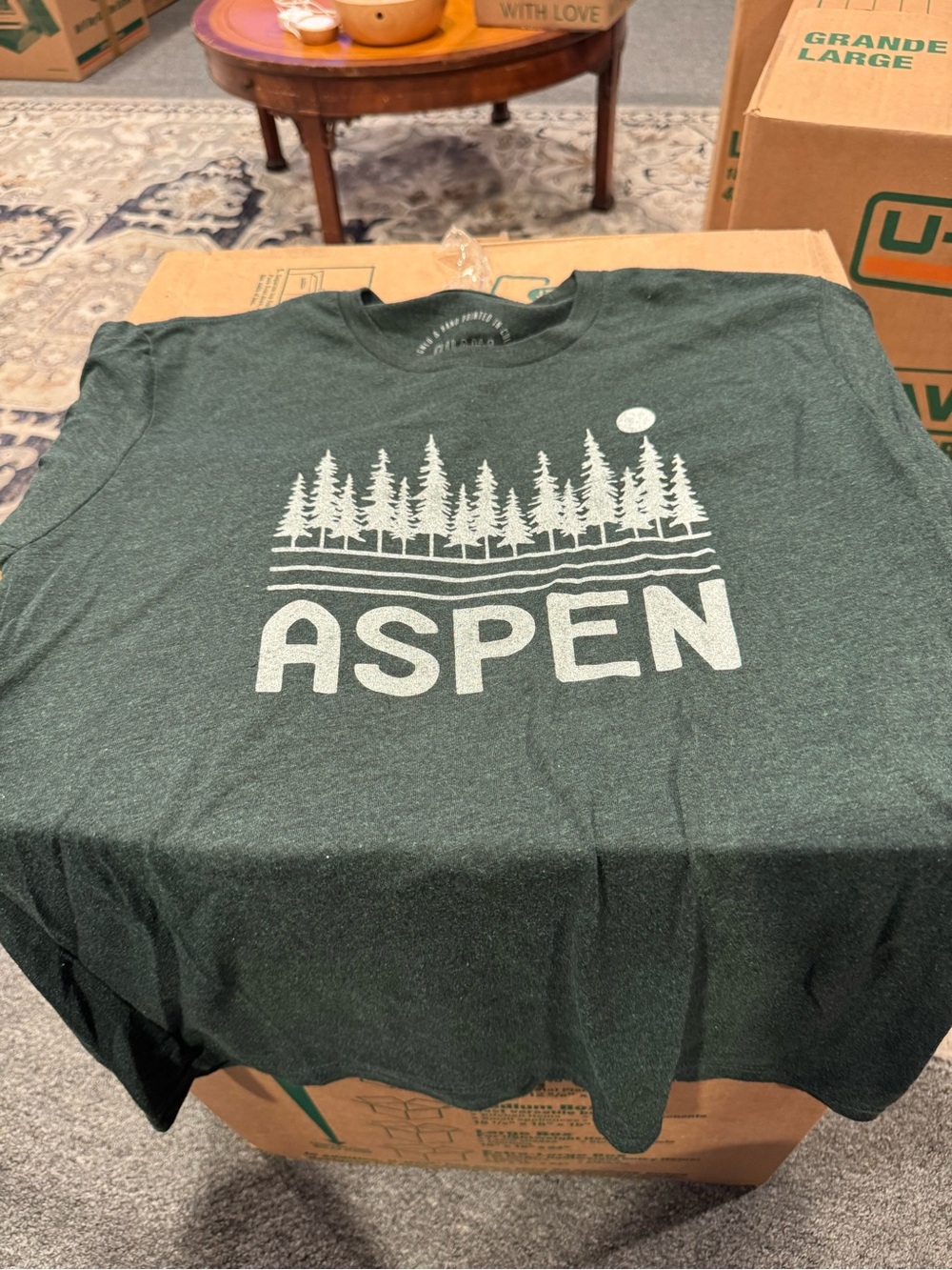 a.n.a Dark Green Aspen Graphic Short Sleeve Tee